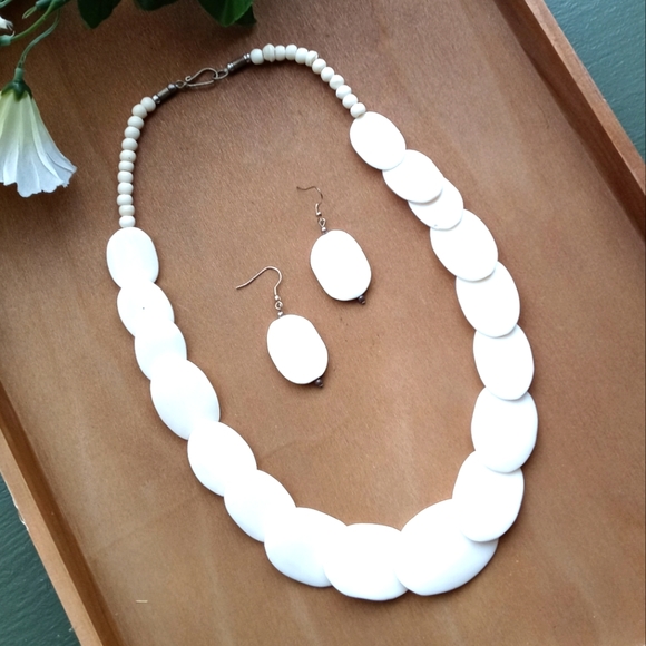 2PC Beautiful Pendant Bead Necklace and Earrings Set - Picture 6 of 10